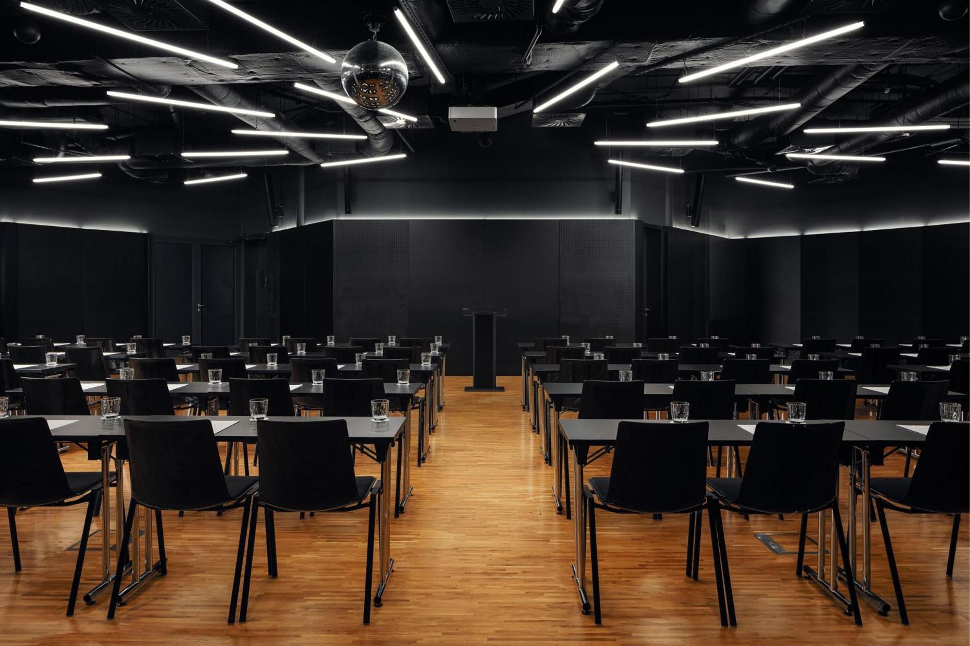Stages Hotel Prague, A Tribute Portfolio Hotel Luaran gambar